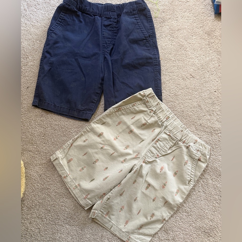 Uniqlo boy shorts 130cm